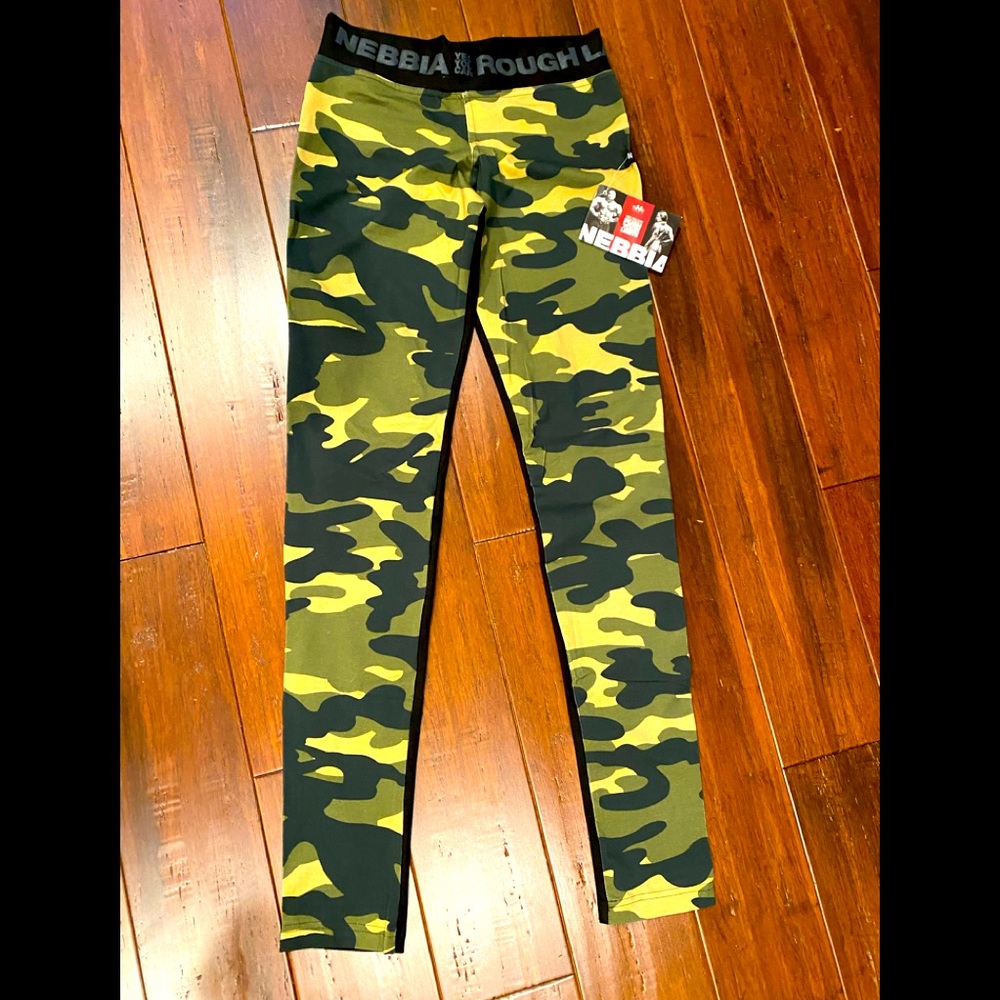 Nebbia fitness women leggings size M